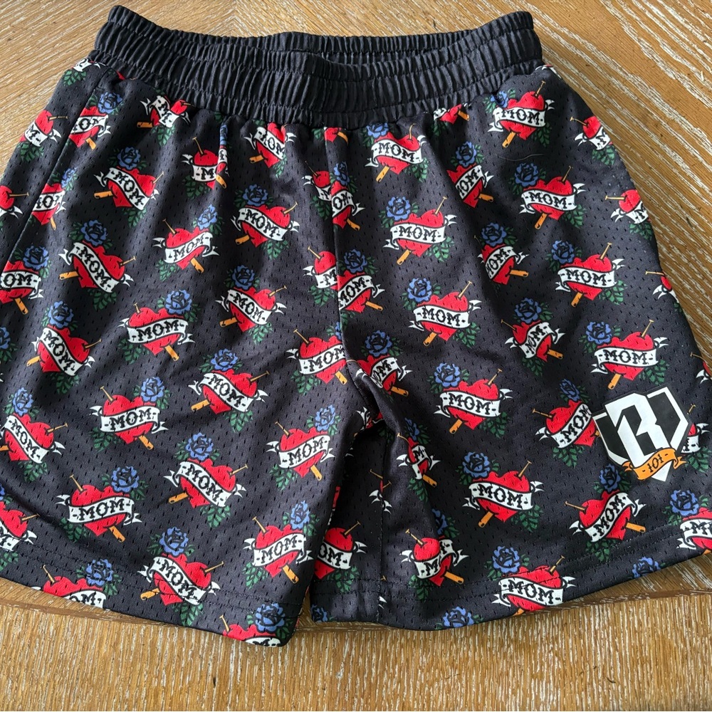 BL101 YS Shorts NWOT